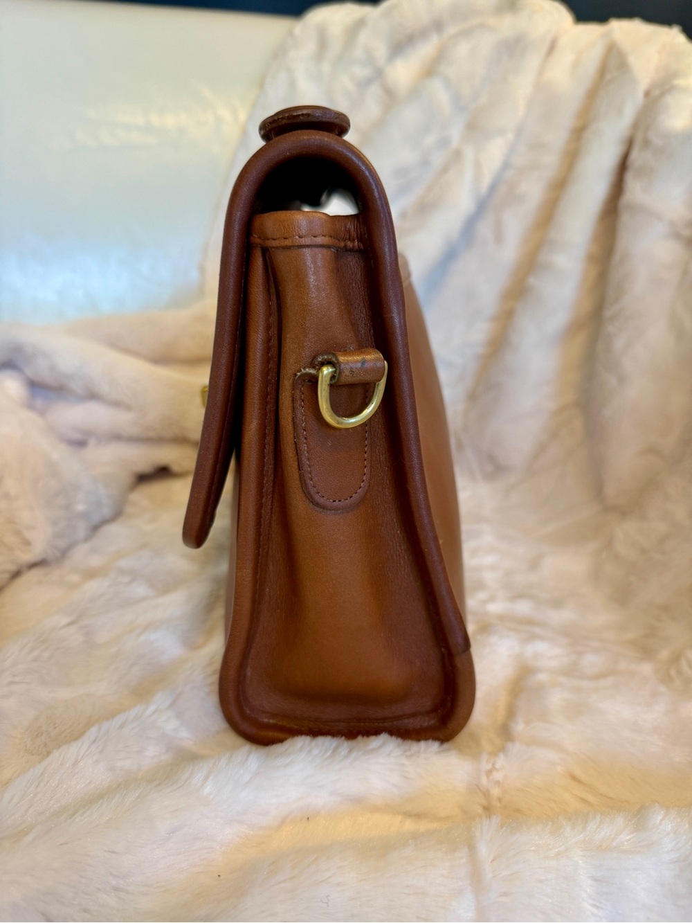 Vintage Coach Court bag in British Tan 9870 - Picture 3 of 16